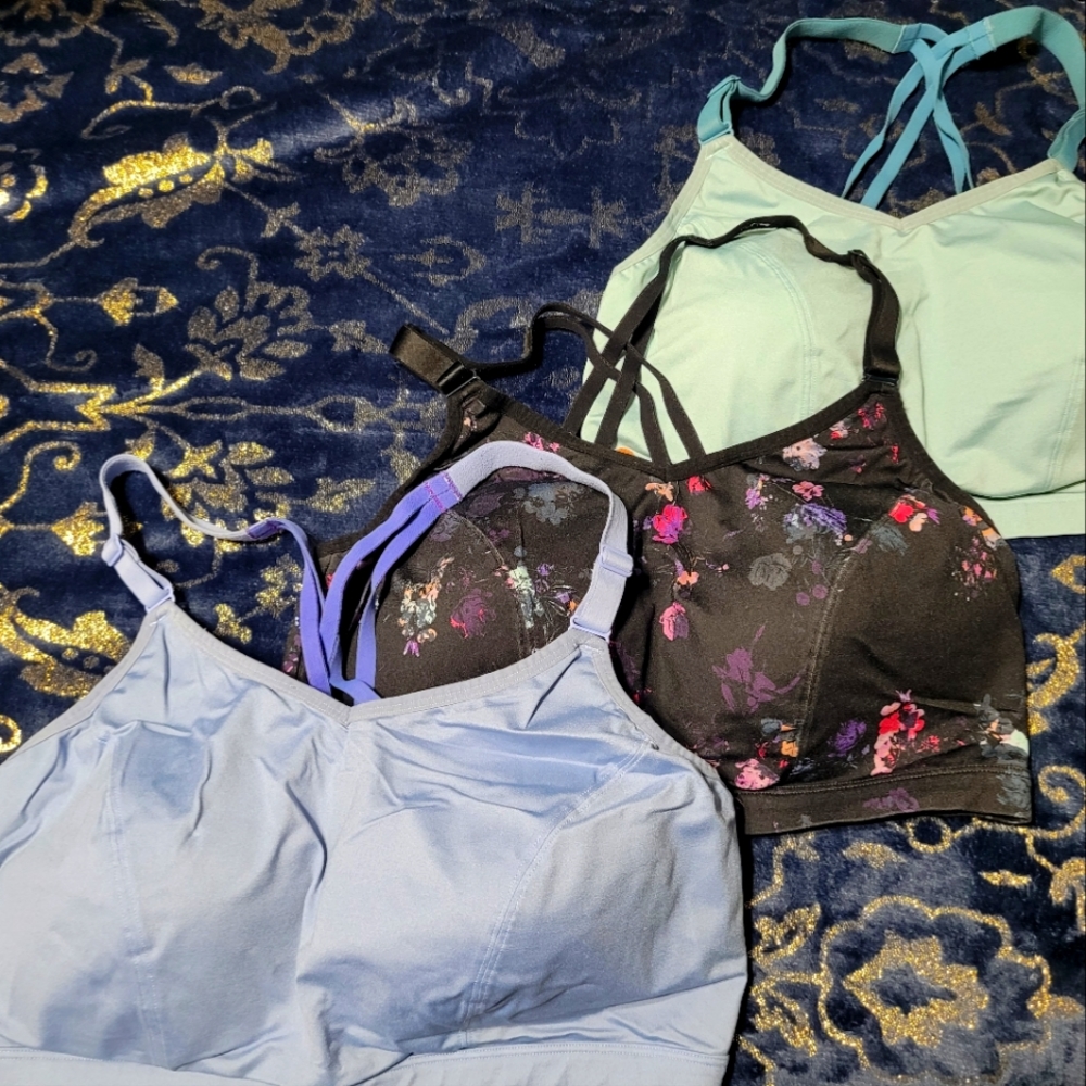 Livi active criss cross back sports bras 44DD